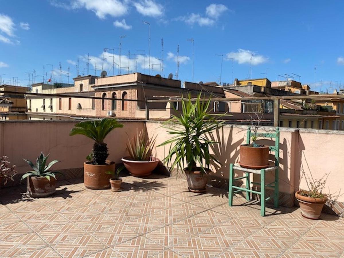 Panoramic Castle Apt Trastevere Rzym Zewnętrze zdjęcie